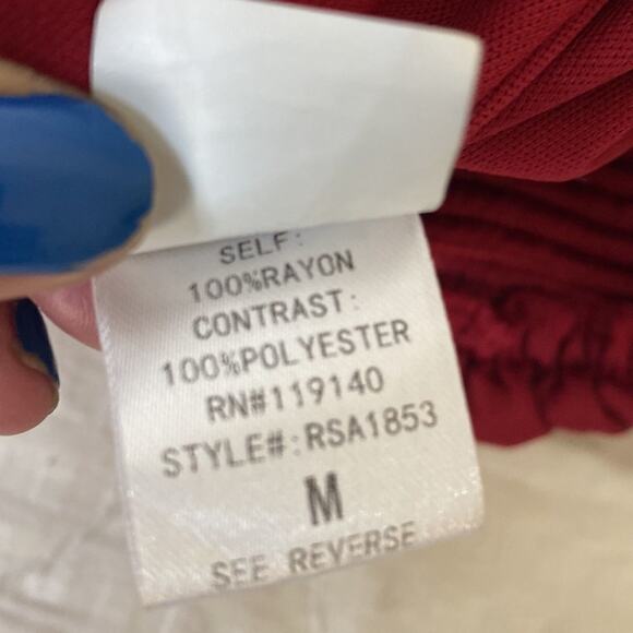 Purple Snow Burgundy Red 3/4 Sleeve Cold Shoulder Crinkle Romper Lined Sz S Vid - Picture 11 of 16